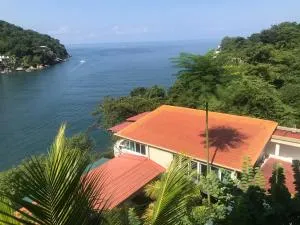 Puerto Vallarta Family Vacation Home, Beach Frontage - Chimo