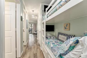 Casa Del Marlin - Your Beach Retreat on Galveston Island, TX