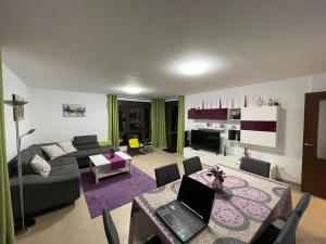 Palm Mar El Mocan 2-Bedroom Apartment - 4hvězdičkové hotely ve městě Palm-mar