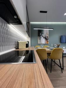 Luxurious seaside apartment 1