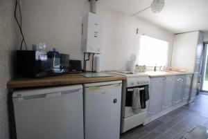 Beautiful Chalet on Sheppy Village holiday park