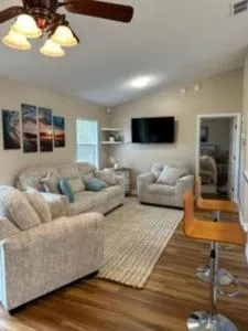 Last Mango in Palm Coast - Bunnell