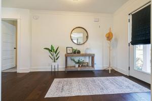 King Suite Highland House of Historic Franklin