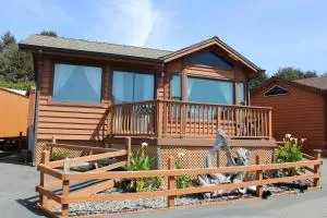 Sand Castle - Ocean Cabin 25 W Private Jacuzzi - Smith River