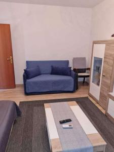 Apartments with parking spaces Barbat, Rab - 22660