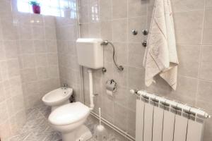 Apartments with parking space Baska, Krk - 22661