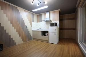 Hwacheon Yeoungwoong-ine Pension