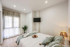 Luxe apartments Madrid Rio by RentitUP