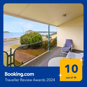 Esplanade 3BR Holiday Home with Magic Ocean Views