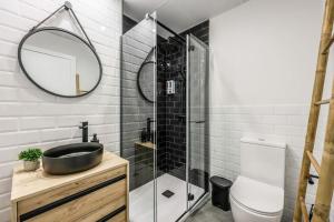 Luxe apartments Madrid Rio by RentitUP