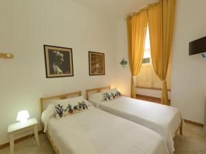 Vacation home with private pool, Floridia