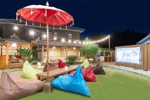 太陽と星が輝く宿季楽 - Ōtaki