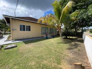 Elizabeth Retreat - Island time