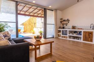 SeaSalt BeachFront Holiday Home, Private pool, 2 Bedroom house