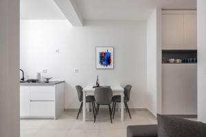 Seafront Villa Andrijana - Happy Rentals 