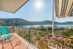 Apartments Kosta-70m from sea