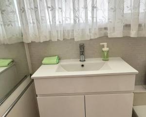 Bangalow by Award Winning Architect near Doncaster Hill