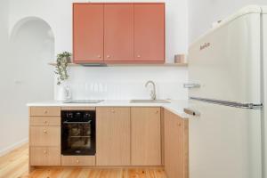 Comfortable & Bright Apartment Rzeszów by Renters