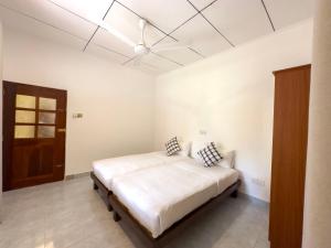 Bungalow By Tropical Villa