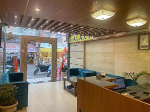 Hotel Galaxy,Katra