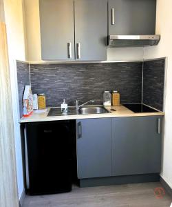 Appartements Gite Studio Les Oliviers : photos des chambres