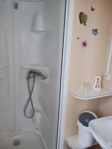 Campings Mobil home L42 : photos des chambres
