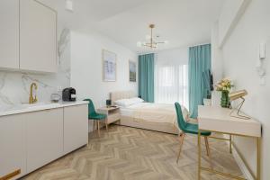 Gold & Marble Studio Plac Wolności by Renters