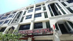 Zen Zeng Hotel - 新山