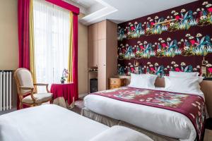 Privilege Double or Twin room with Garden View room in Hôtel Regent's Garden - Astotel
