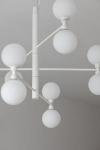 Downtown Chic Apartment by BookingHost