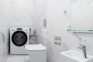 Exclusive 2BR Apartment in Alimos by UPSTREET