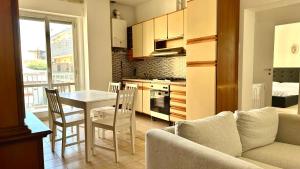 Trilocale centro Marcelli fronte mare - M223