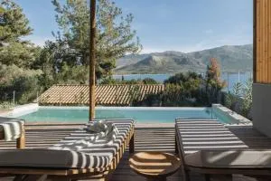 MARA 2 bed family accomodation with private pool - Stenón