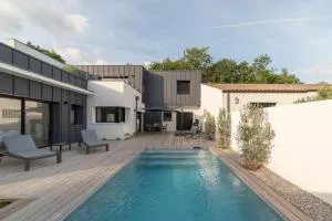 L'Oasis - villa avec piscine chauffée classée 5* - 皮勒博罗