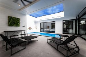 Class The First クラス ザ ファースト プライベートプール&サウナ