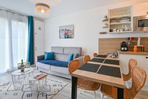 Appartements Appartement avec Terrasse, Piscine, Parking, Honfleur : photos des chambres