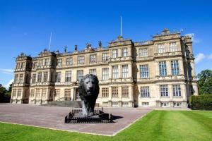 Till Cottage and Riverside Gardens nr Stonehenge