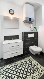 Apt. and garage : Train station, Univ