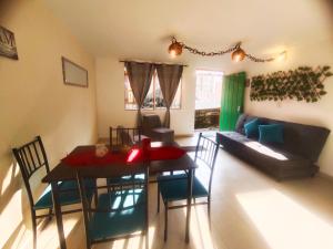 Apartamento Familiar Privado 101 Con Baño Cocina Tv Wifi Sala