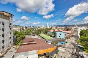 Lucky Patong Hotel