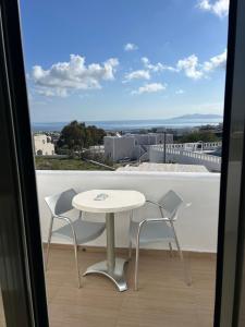OMIROS HOTEL