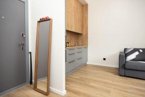 Bright and central 2-room flat near the Old Town