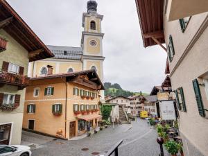 Charming Apartment in Jochberg with Balcony