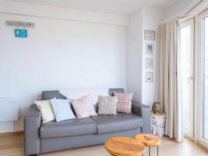 Cozy studio with sleeping area and sea view