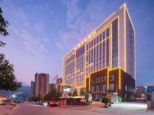 Vienna Hotel Lincang New Asia Pacific Times Square - Lincang