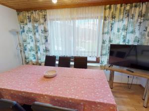 Holiday Home Bodensdorf near Ski & Lake