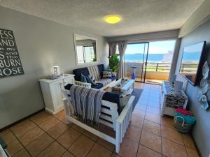 Beautiful Seaview Apartment! 48 De Valle Diaz Mosselbay