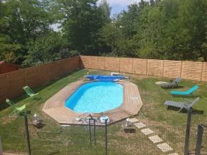 Maison familiale avec piscine - Héry