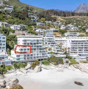 Clifton Beachfront Bliss Spacious 3BR Retreat