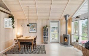 Cozy Home In Vordingborg With Wifi